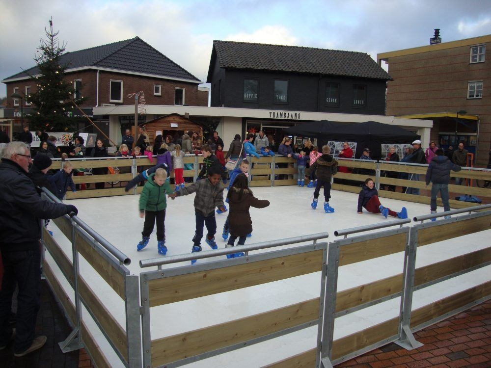 20250226141755-Winterse Attracties huren
