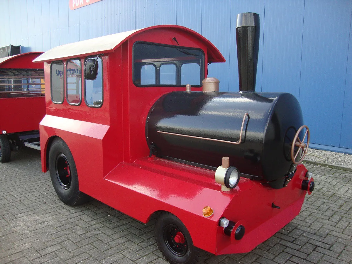 Treintje diesel rood huren Axitraxi II_1677668619.jpg