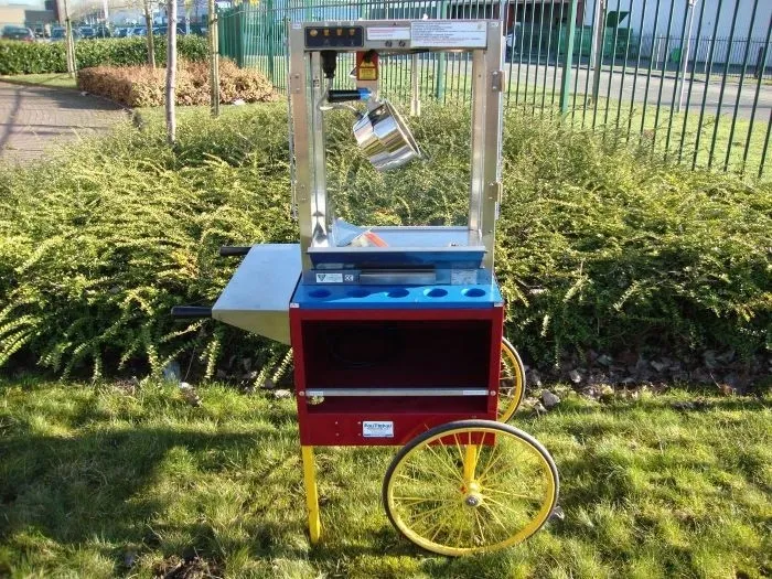 Popcorn kraam huren kermis Axitraxi I_1677771204_1768310740.jpg