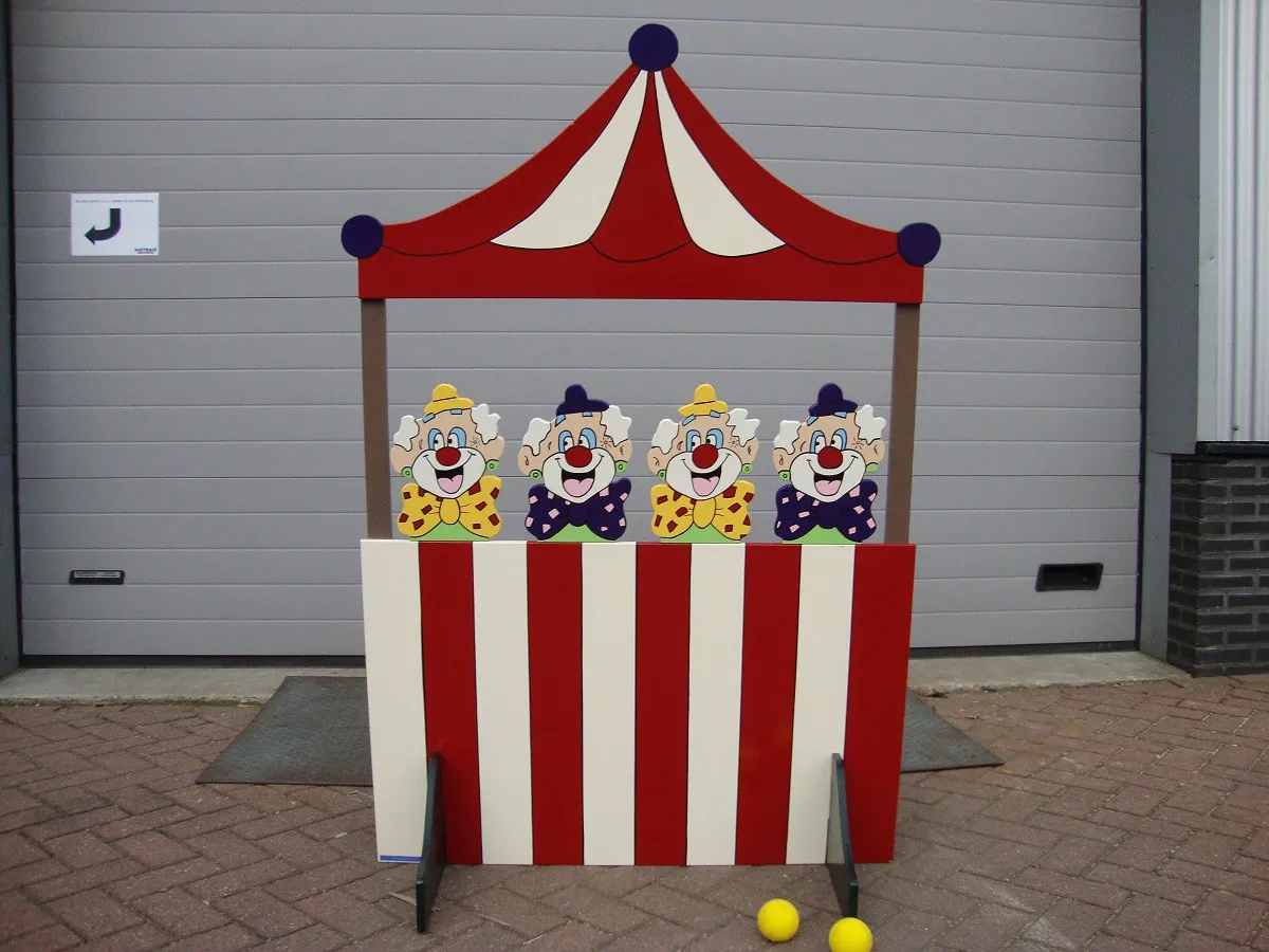 Koppengooien circus huren kermis Axitraxi_1678104862.jpg