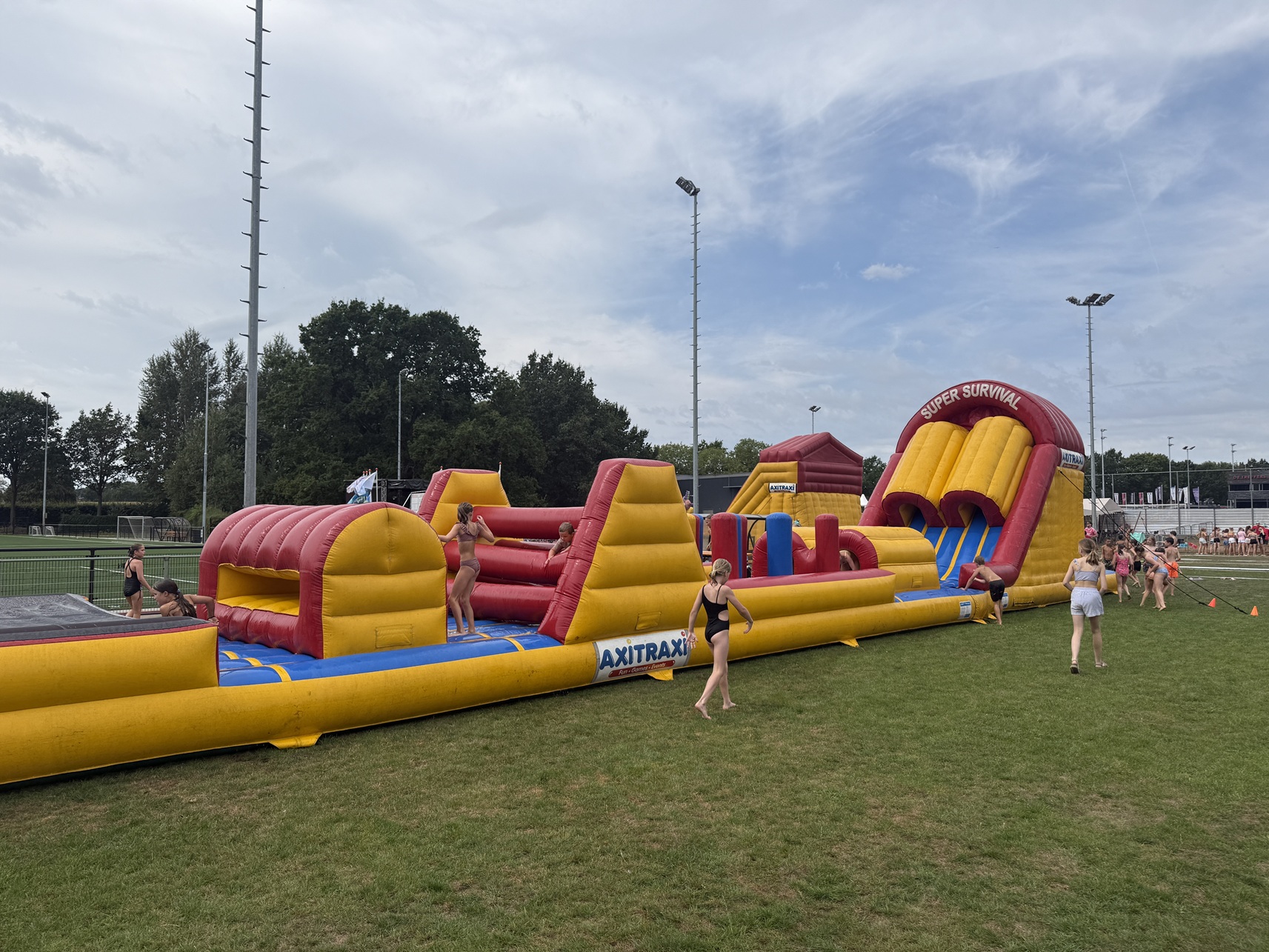 Kinder Vakantie Week en Bouwdorpen in volle gang
