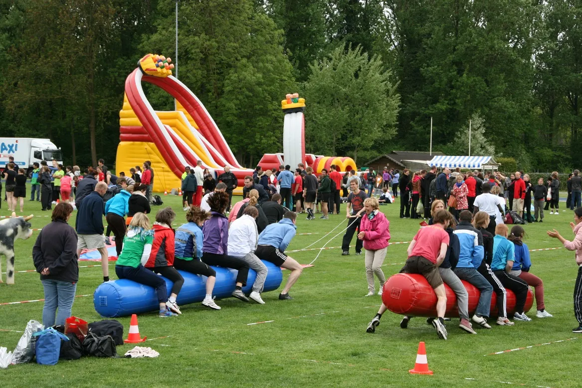 Skippybal volwassenen zeskamp spel huren Axitraxi II_1677672546.jpg