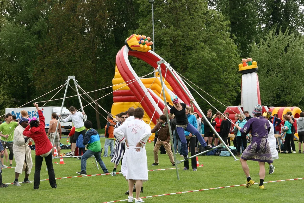 Lopende A huren sportdag zeskamp II_1677757147.jpg