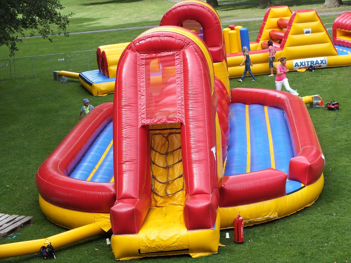 Mega Balls huren_1677661451.jpg