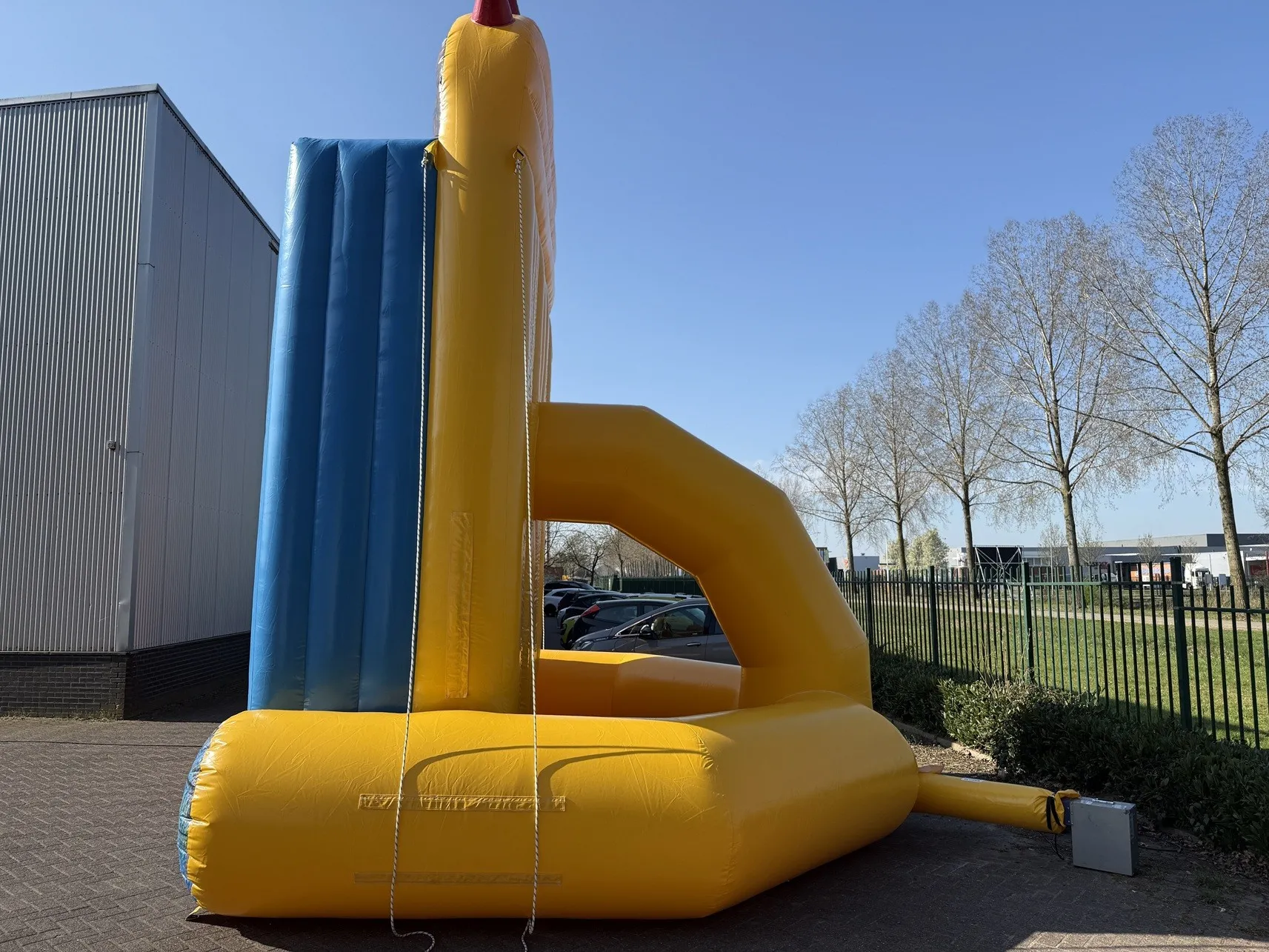 Grote Ballenspel opblaasbaar huren II_1744377642.jpg