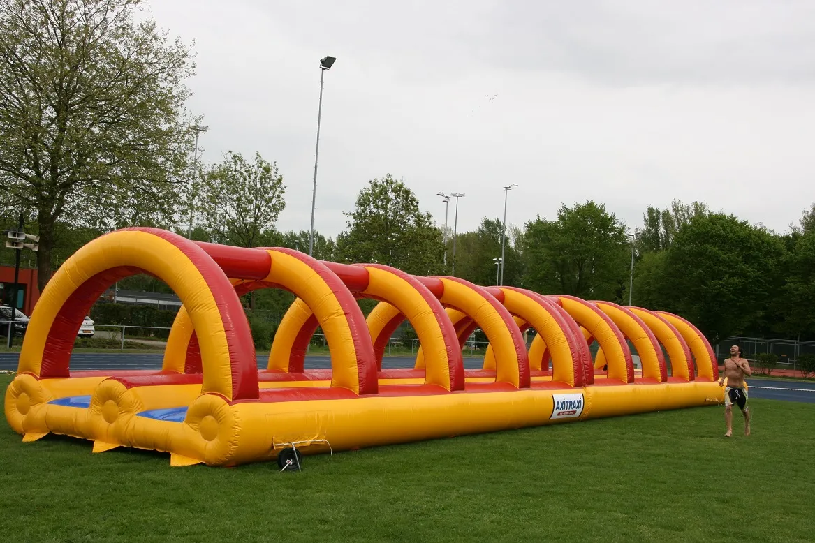 Buikglijbaan buikschuifbaan huren zeskamp sportdag Axitraxi II_1677756124.jpg