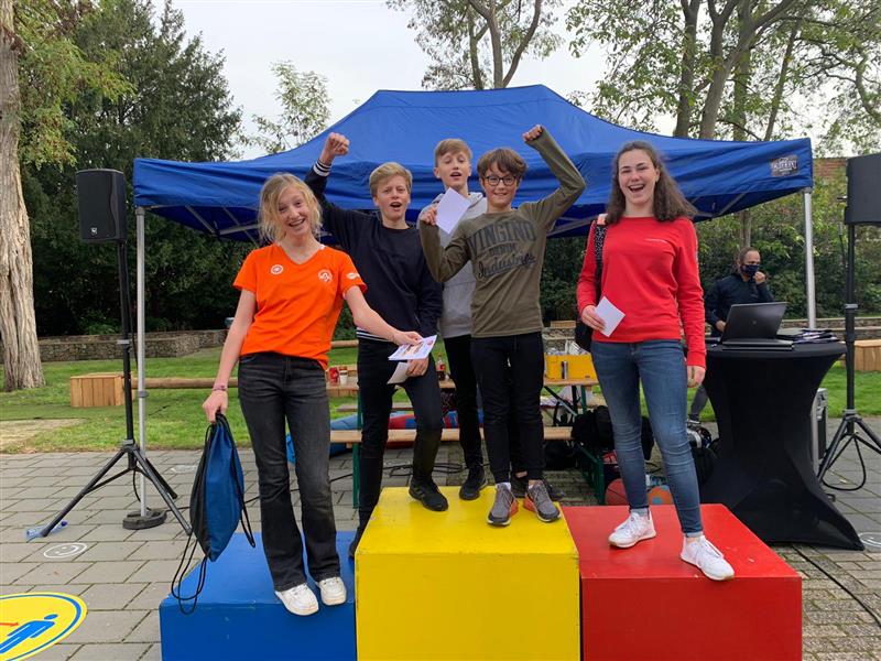Een sportieve start van het schooljaar? Maak jullie introductie of introweek onvergetelijk met Axitraxi!
