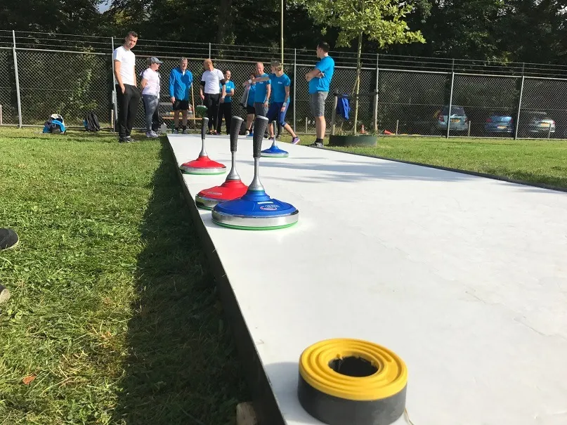 Curlingbaan huren 2_1743412068.jpg