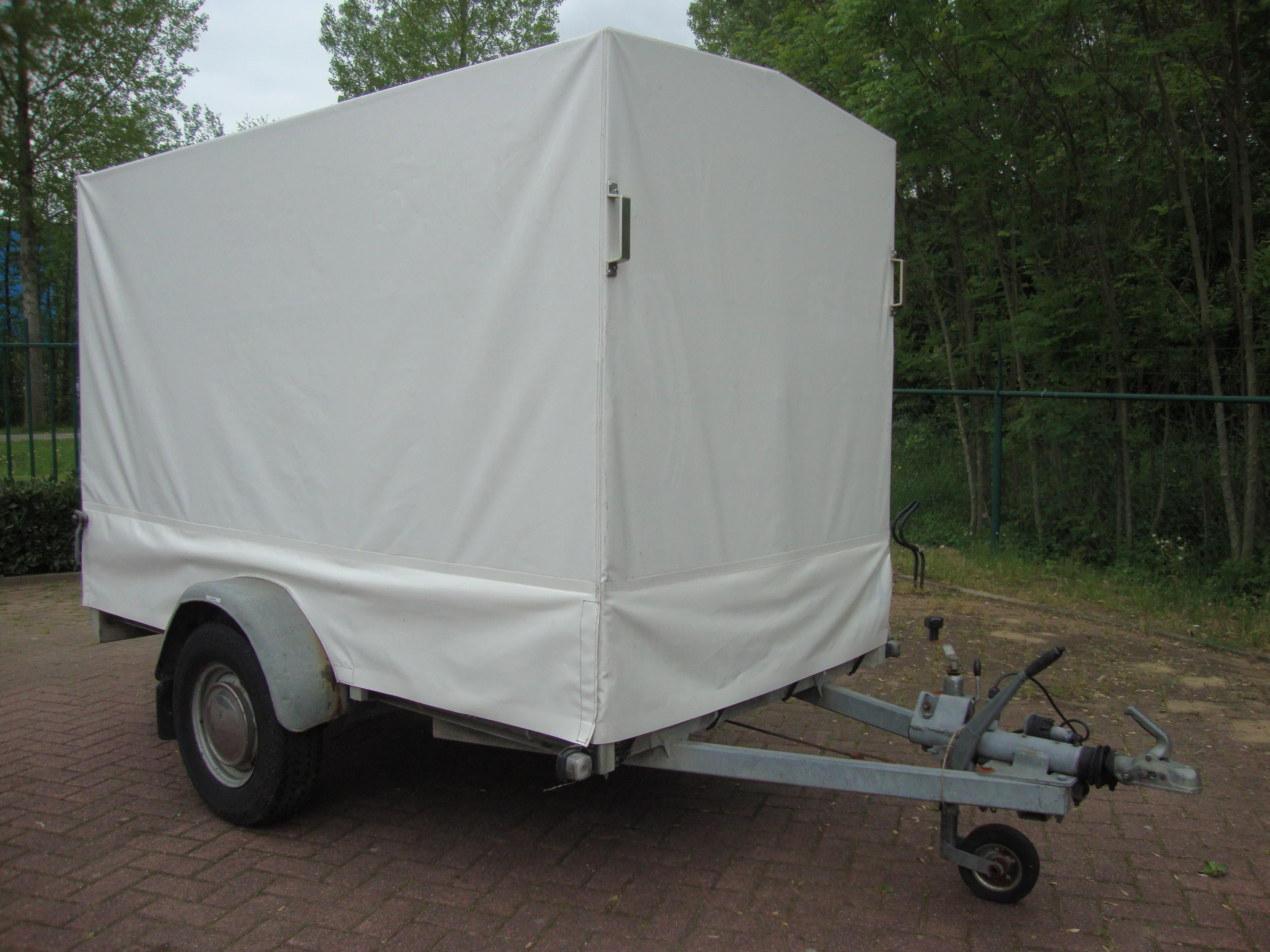 aanhanger_4_boedelbak_verhuur_anhanger_mieten_fahrzeug_1740583392.jpg