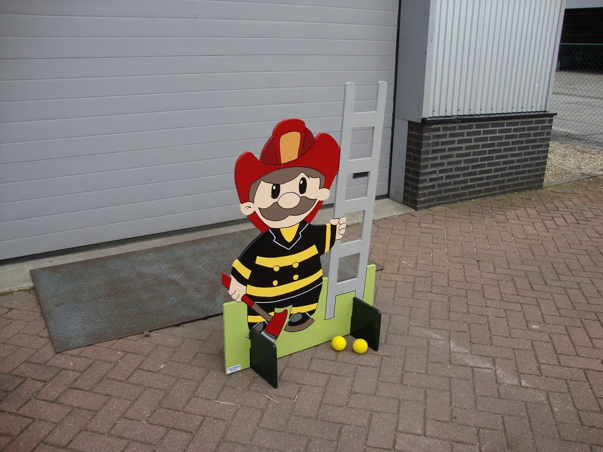 Ballengooien brandweer huren kermis spellen Aitraxi I_1678105344.jpg