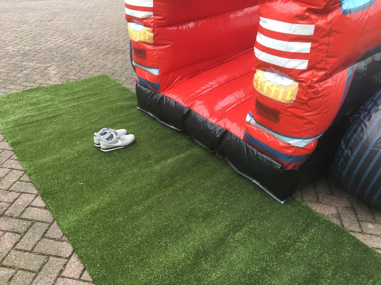 Kunstgrasmat voor springkussen_1678359203.jpg
