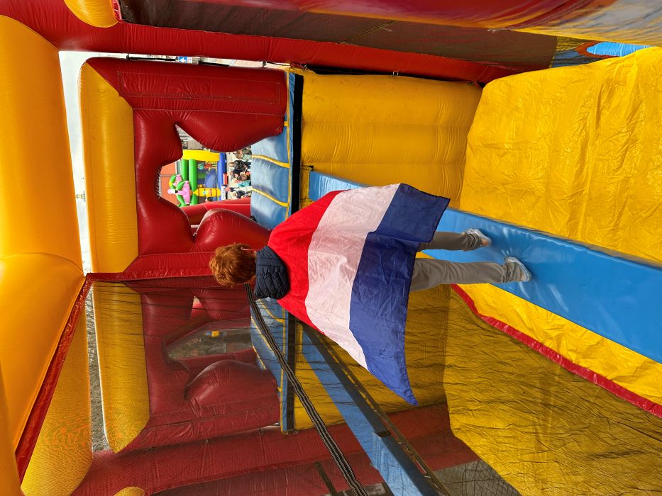 Attracties huren met Pasen en Koningsdag