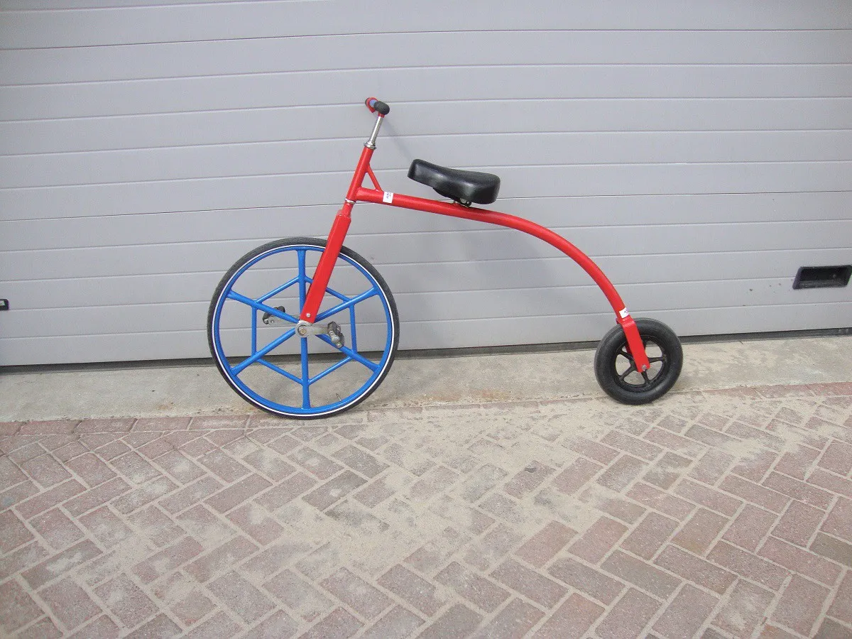 Hobbelwobbel gekke fiets vanaf 12 jaar - Axitraxi III_1677669147.jpg