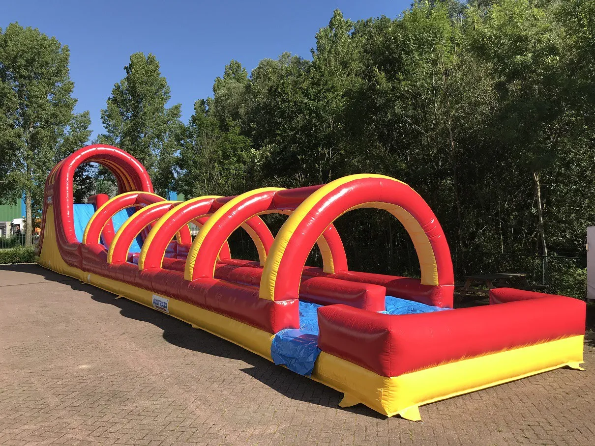 Waterglijbaan opblaasbaar huren bij Axitraxi_1677682969.jpg